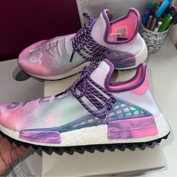 adidas gazelle silver green womens Adidas HUMAN HOLI NMD MC D97922  gabrielkattie